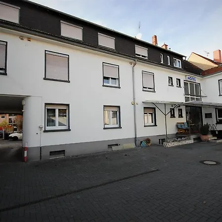 Haus Isenburg Penzion 3*