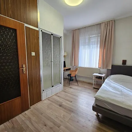 Penzion Haus Isenburg 3*