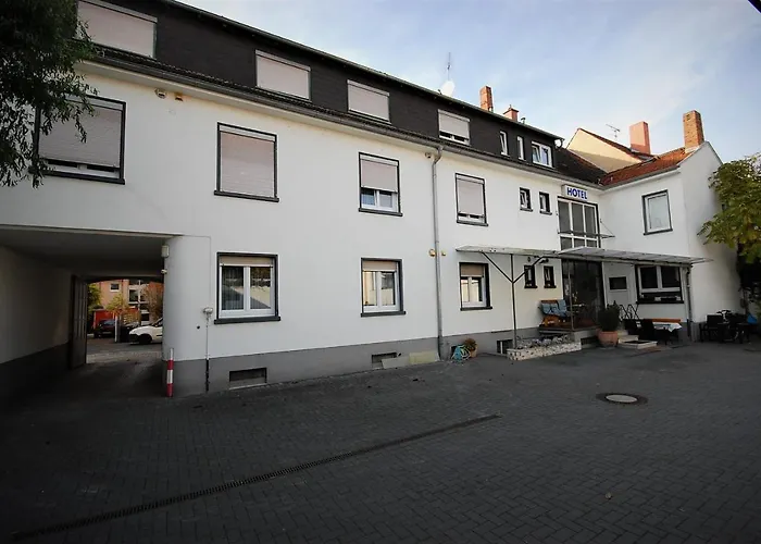 Haus Isenburg Guest house 3*