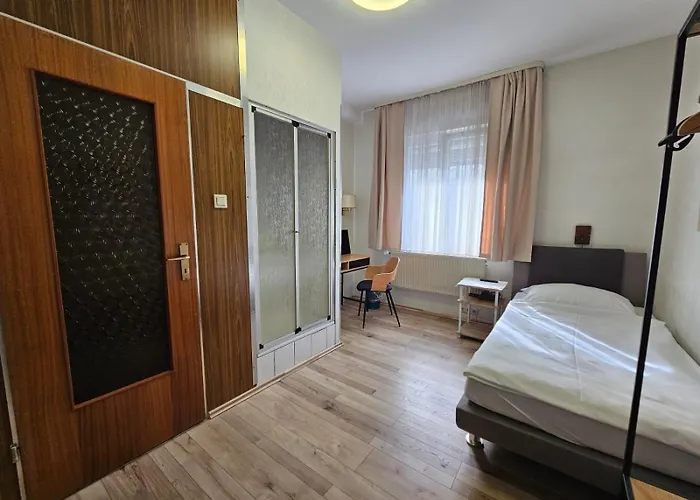 Guest house Haus Isenburg 3*